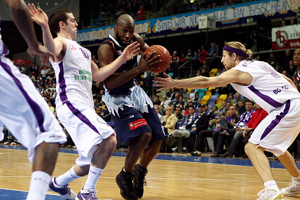 下了浓墨重 下了浓墨重