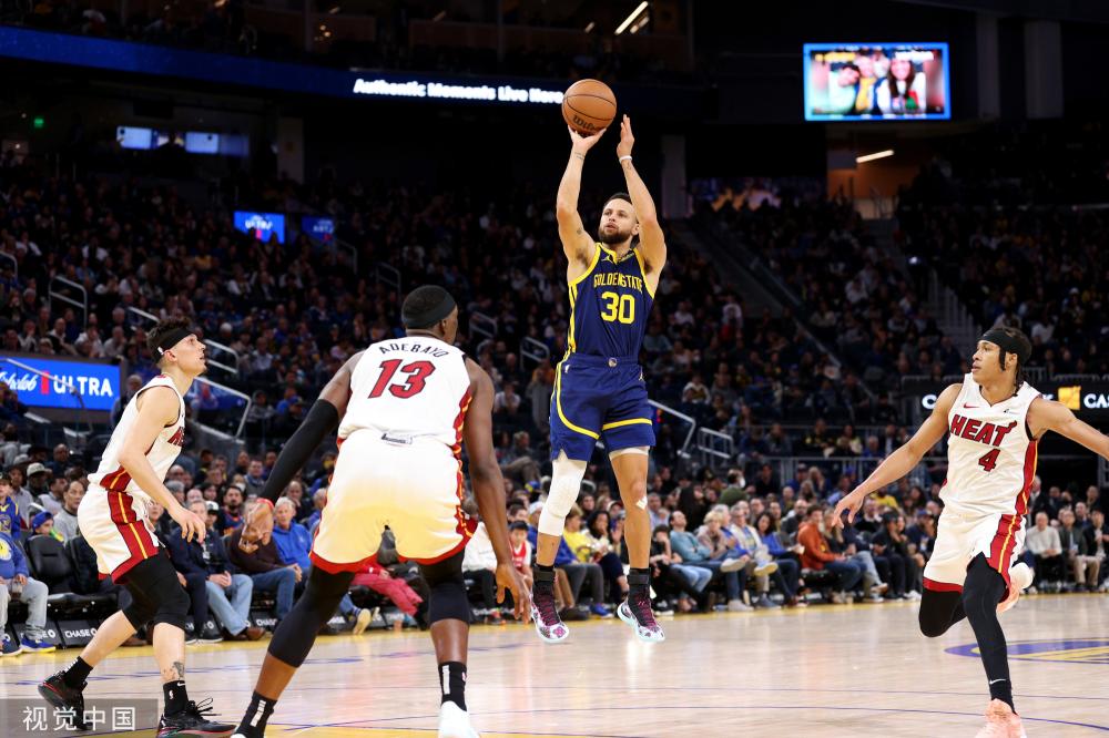 蒋裕燕和屈 蒋裕燕和屈